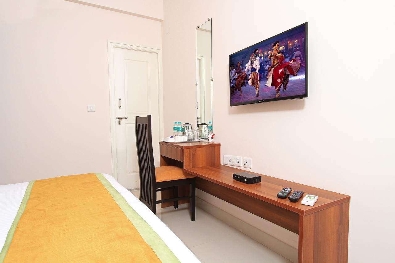 Arra Grande Suites - Nearest Airport Hotels Bangalore دافانهالي المظهر الخارجي الصورة
